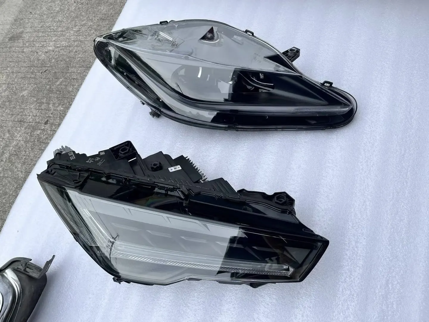DOS for  Urus Bull LP700 Bull LP560-4 LED Car Headlights Bat Headlights Daytime Running Lights