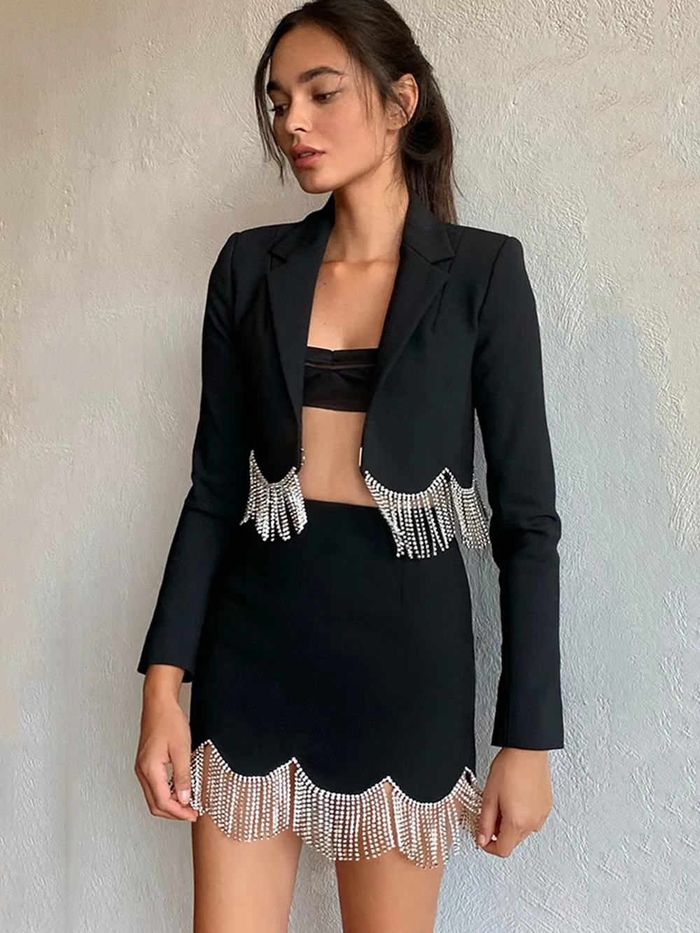 

Sexy Luxury Diamond Tassel Skirt Set notched Collar Long Sleeve Short Suit Blazer+Mini Skirt Two Piece Set Women's Outfit