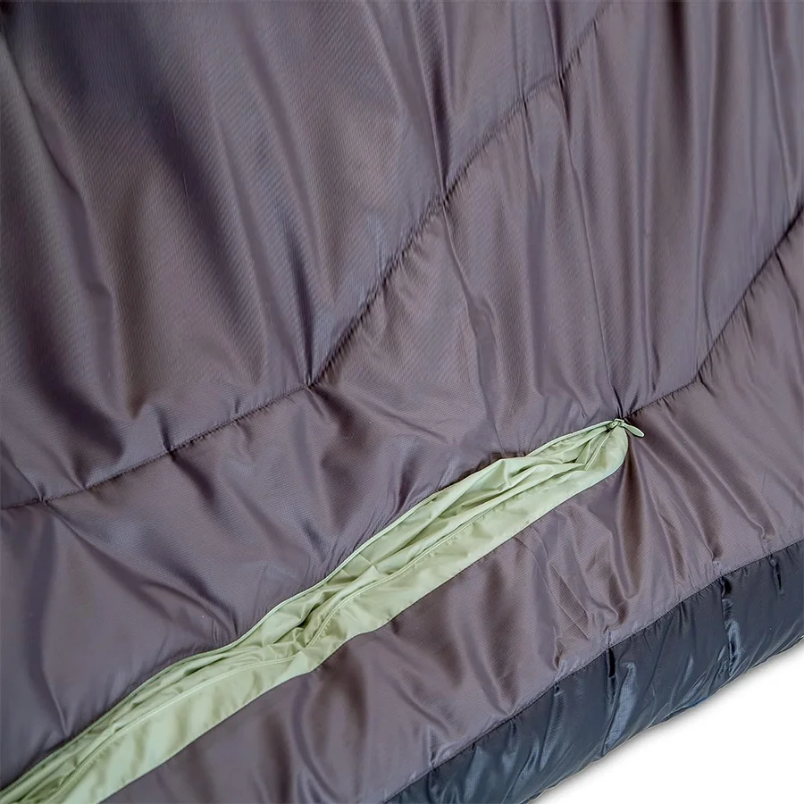 Windproof and Waterproof Outdoor Warm Down Sleeping Bag