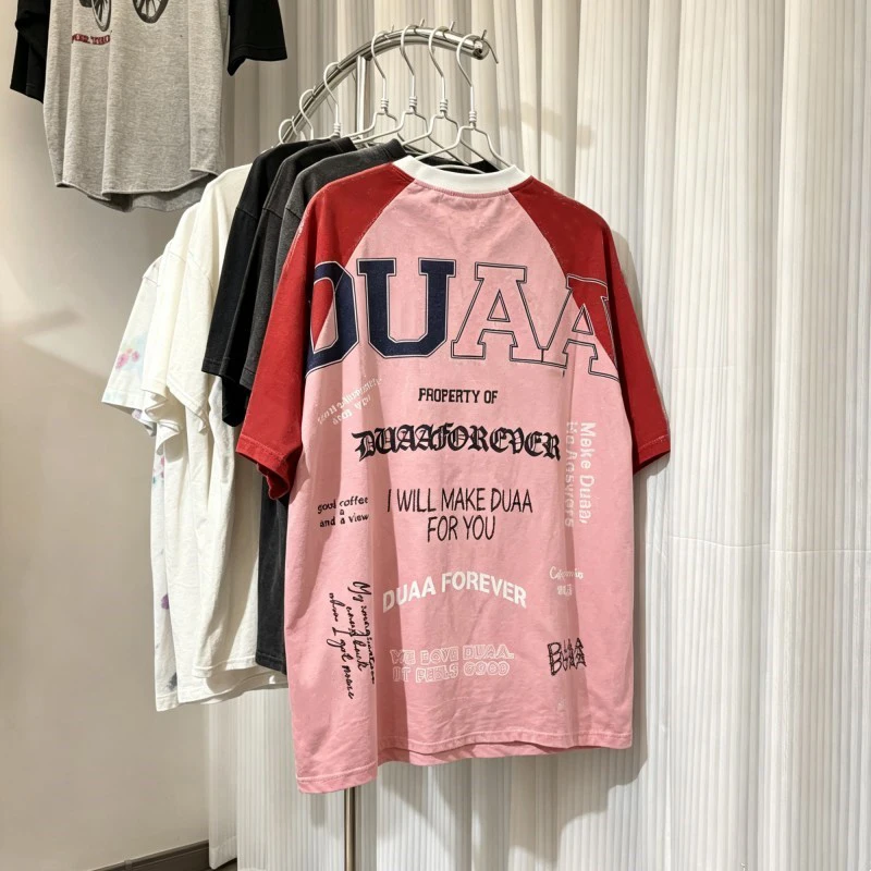 Red Raglan Sleeves High Quality Rhinestone Letter DUAA Tshirt Graffiti Print Color Blocking Patchwork Short Sleeve Men Women Tee
