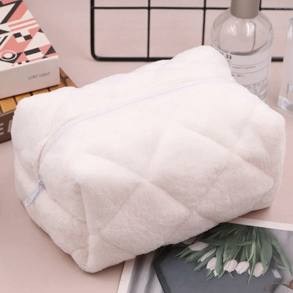 Cute Large Capacity Cosmetic Bag Pure Color Portable Design Toiletry Bag Plush Material Kawaii Style Storage Bag Washbag