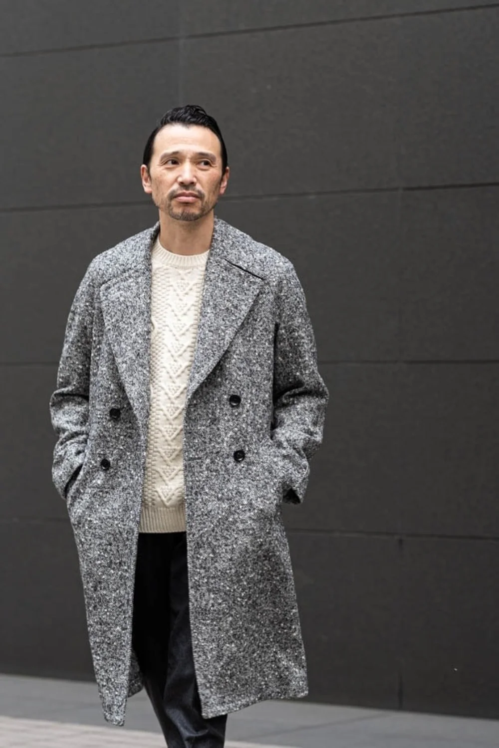 

Fashionable New Men's Overcoat Wool Blend With Belt Tweed Midi Length Double Breasted Autumn Winter Warm Commute Coat Custom