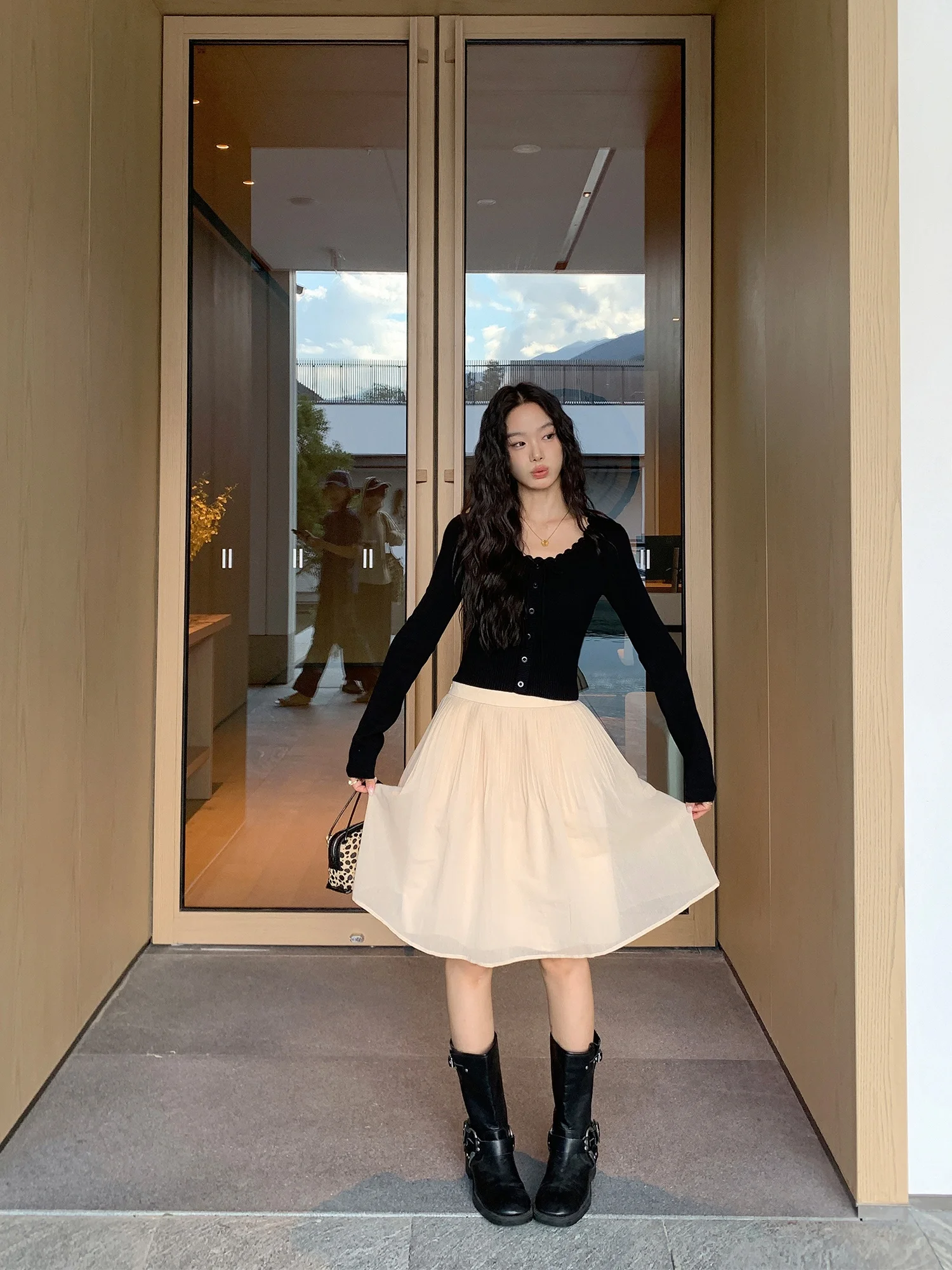 Pusumede Women's A-Line  Skirt Lightweight Loose Heavy-Embroidery Design Sense Pleated Skirt Fluffy Umbrella Skirt