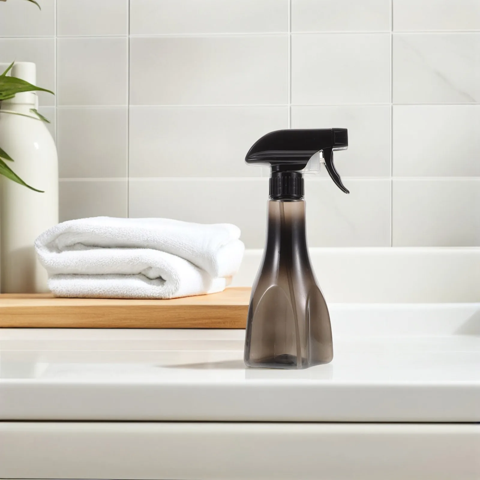 

300Ml Spray Bottle for Hair Fine Mist Adjustable Nozzle Multi-Functional Refillable Mister for Salon Barber Styling Plant