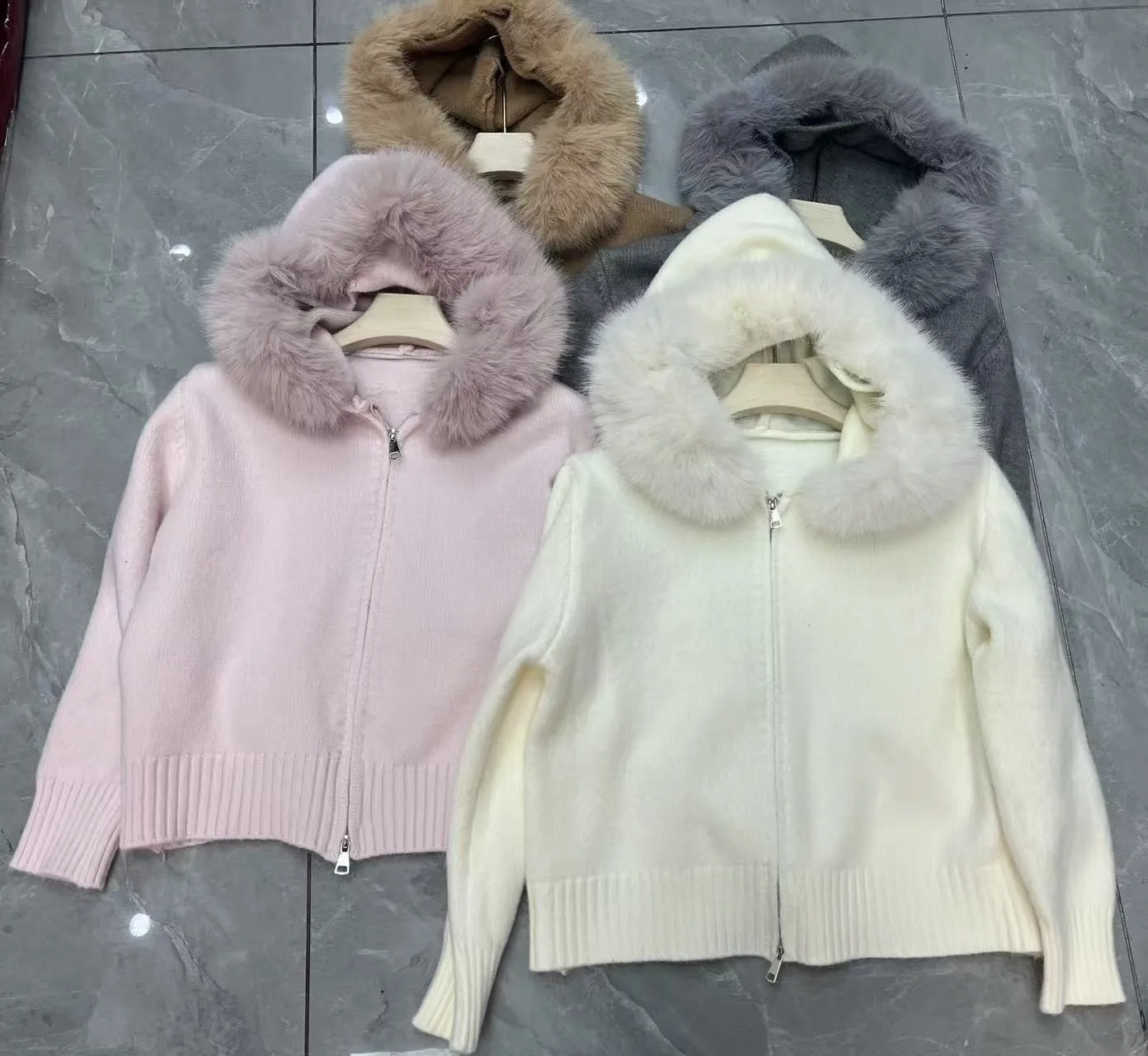 

Fashion Fur Hooded Knitted Sweater Women New Autumn Winter Chic Full Zip Casual Long Sleeve Cardigan Outwear Warm Knitwear