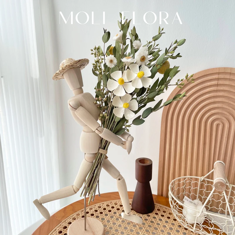 Dried Flower Set Puppet Hugging Flower Bouquet Gift Real Flower Natural Air Dried Home Decor Angel  Figurine Decoration