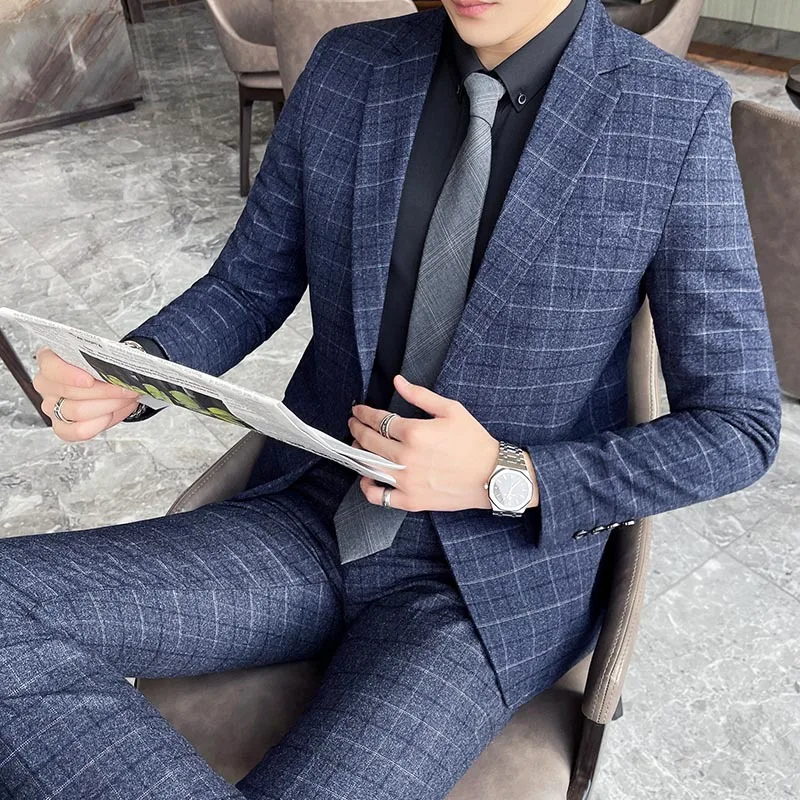 2023 Plaid Suit 3 Piece Korean Version Slim Business Casual Formal Suit Groom Wedding Dress Groomsmen Blazers Jacket Pants Vest