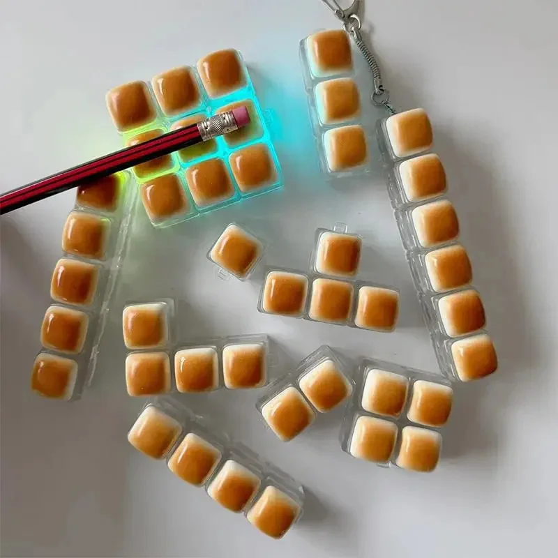 Porte-clés en forme de pain, Capuchons de touches de clavier lumineux, Boutons de clavier pour réduire la pression des doigts, Anneau de clé sensoriel, Jouets sensoriels, Décoration d'intérieur