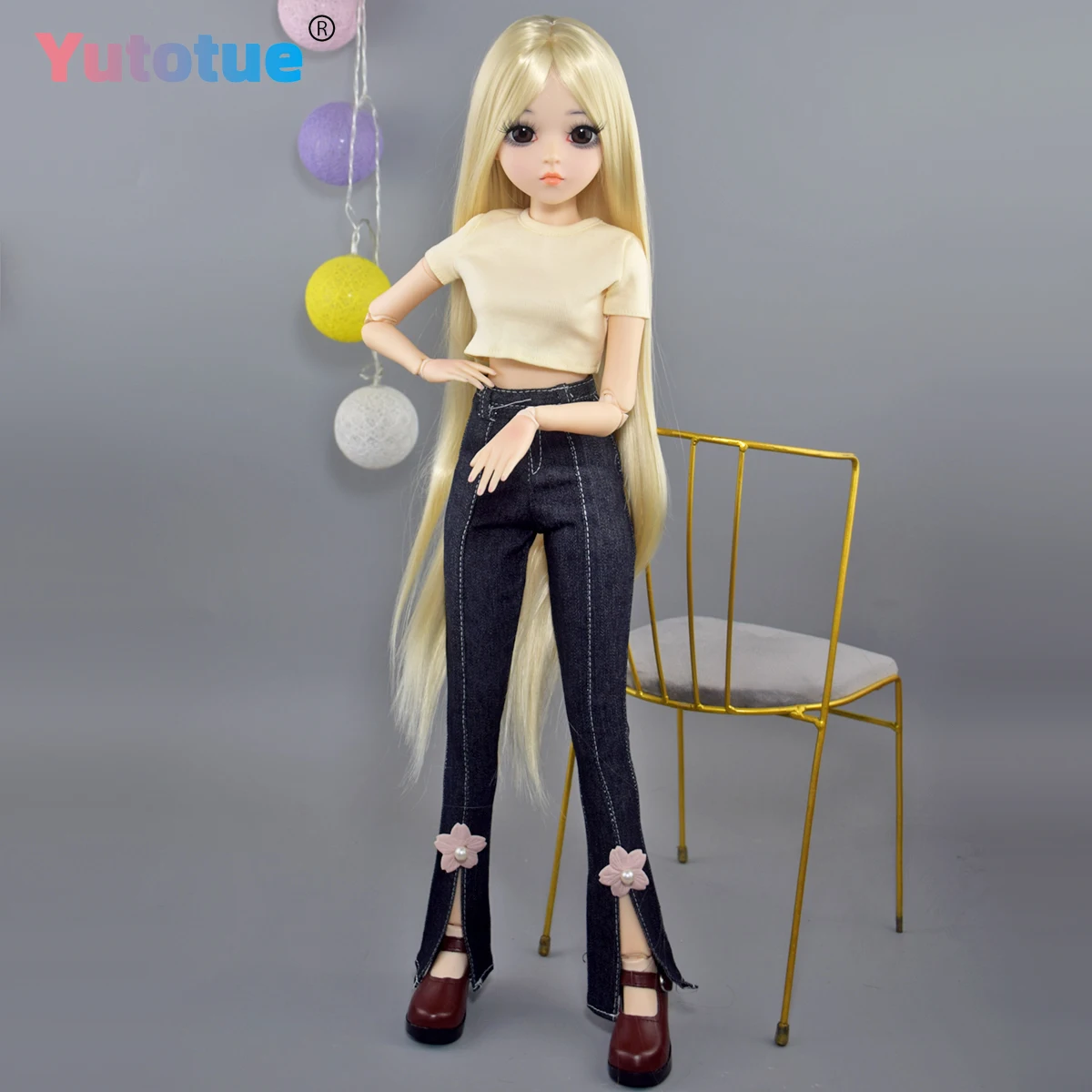 YUTOTUE 60 cm hohe Mädchenpuppe mit T-Shirt, Hose, Schuhe, lange blonde Perücken, lebensechte BJD-Puppenspielzeug im Maßstab 1:3