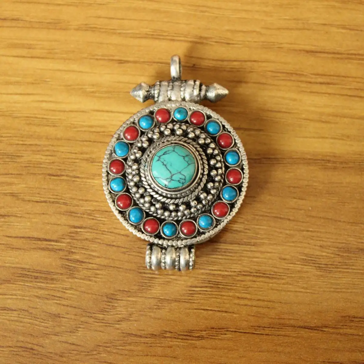 PN197 Tibetan Silver Inlaid Colorful Coral Turquoises Beads 32mm Round Prayer Gau Box Pendant Necklace Handmade Nepal Jewelry