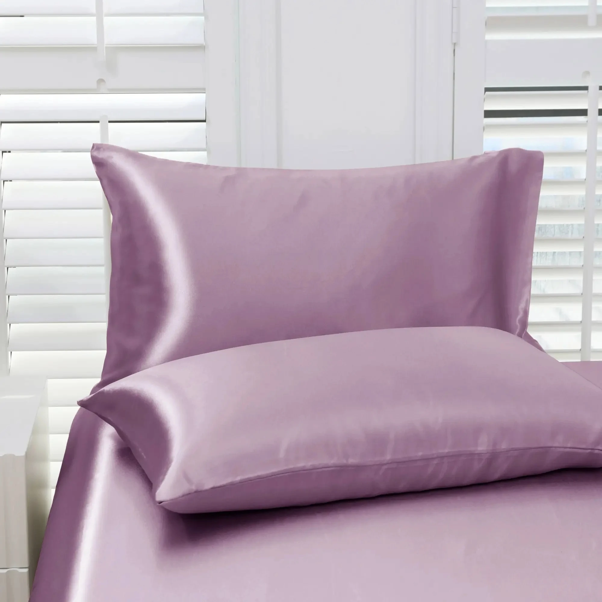 Light Purple Satin Pillowcases (2/4Pcs):Bedding Accessories for Bedrooms, Fits Soft & Tranquil Home Decor and Cozy-style Users. view 6