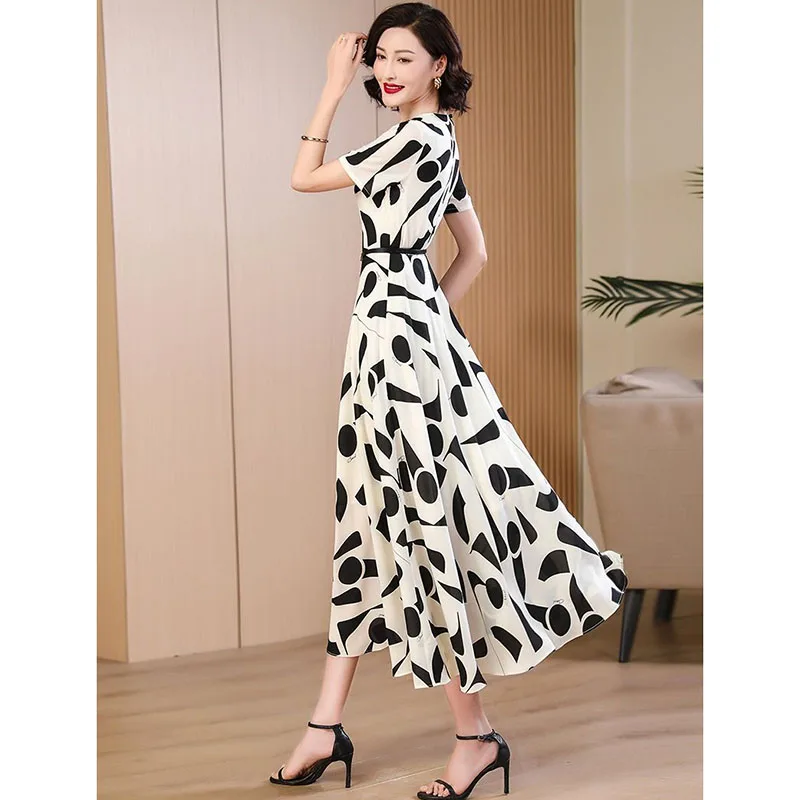 2024 Summer New Temperament Fashion Print Dress Slim Waist Round Neck Age-Reducing Fashion Long Short Sleeve Comfortable Dress