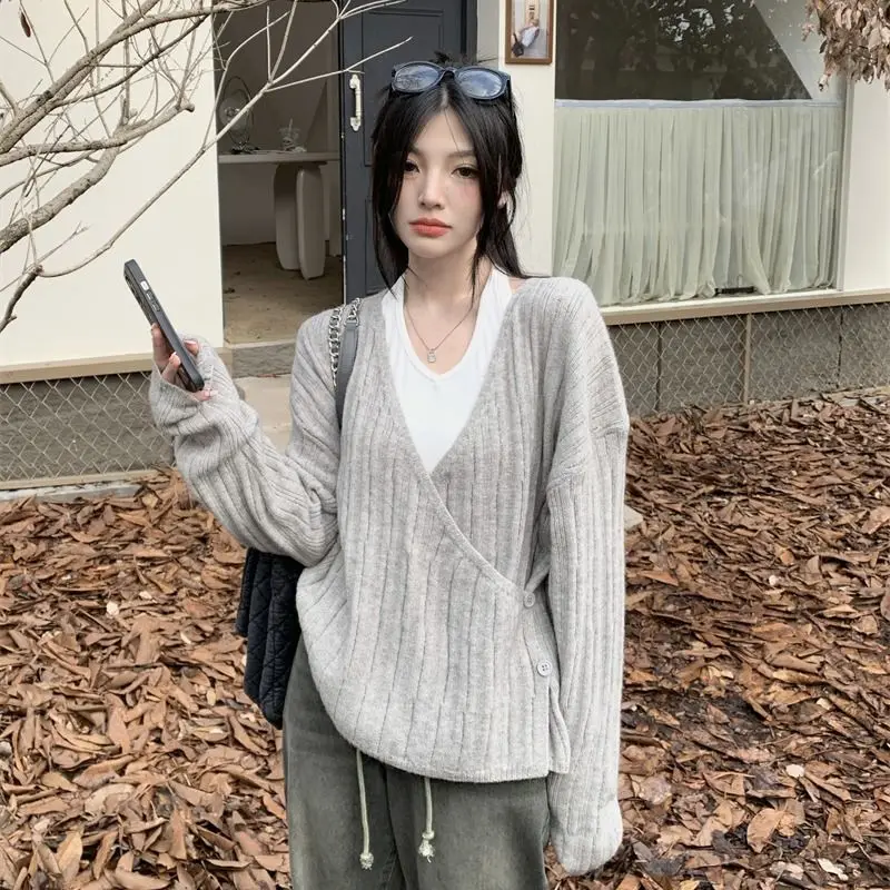 Pullovers Women Gentle V-neck Korean Irregular Buttons  Design Baggy Ulzzang Vibe Leisure Chic Sweet Autumn Knitting OOTD