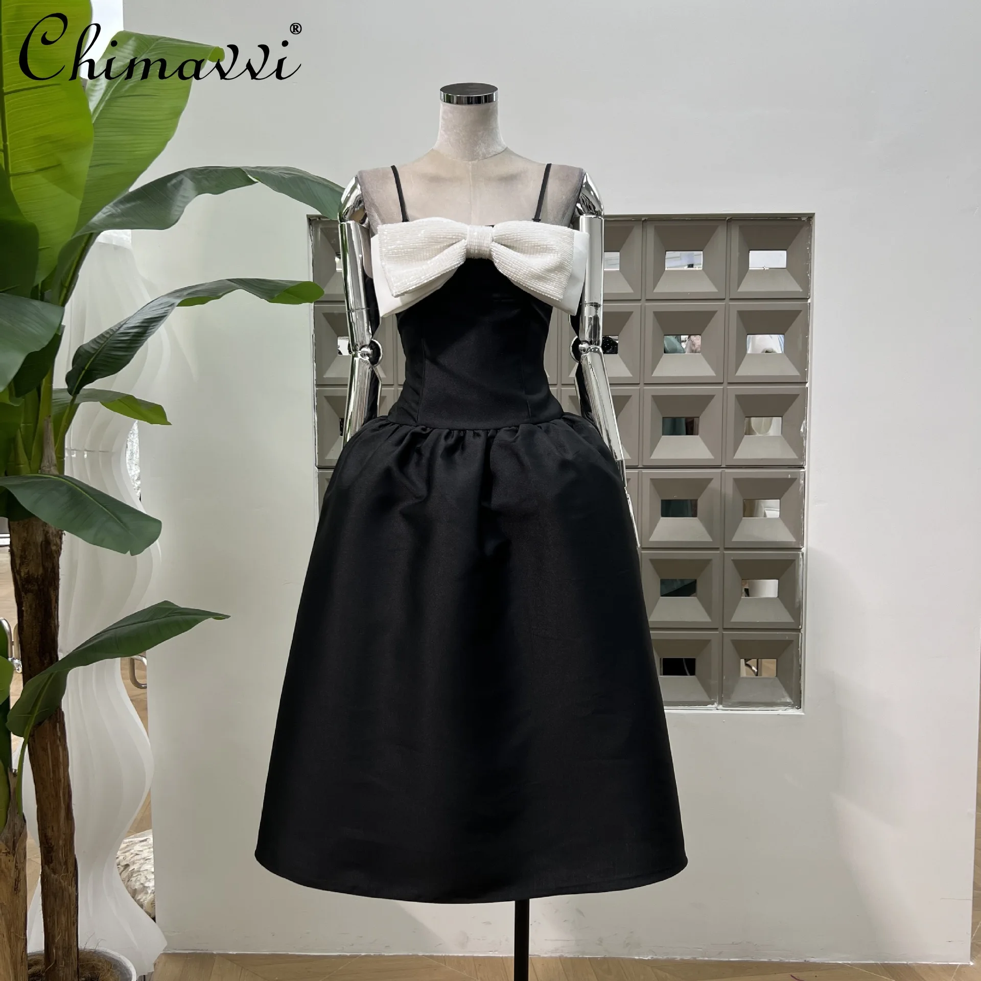 

French Elegant Temperament Evening Dress Sleeveless Beads 3D Big Bow High Waist Slim A-line Black Long Sling Dress Women Summer