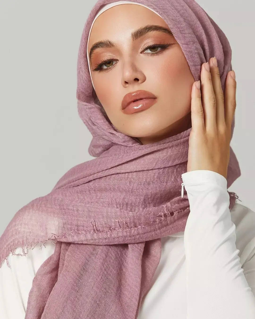 Cotton Crinkle Hijab Plain Soft Lightweight Headscarf Crinkle Cotton Women Muslim Scarf Best-Selling Scarf Shawl