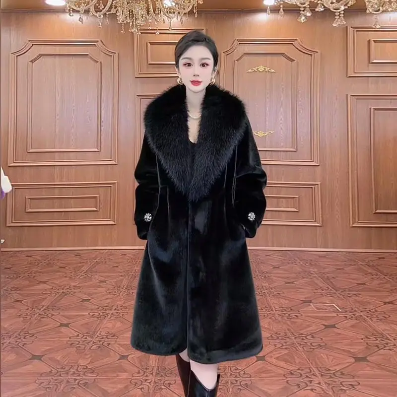 

2025 New Mink Fur Integrated Coat with Fox Fur Collar Medium To Long Length Jacket for Women