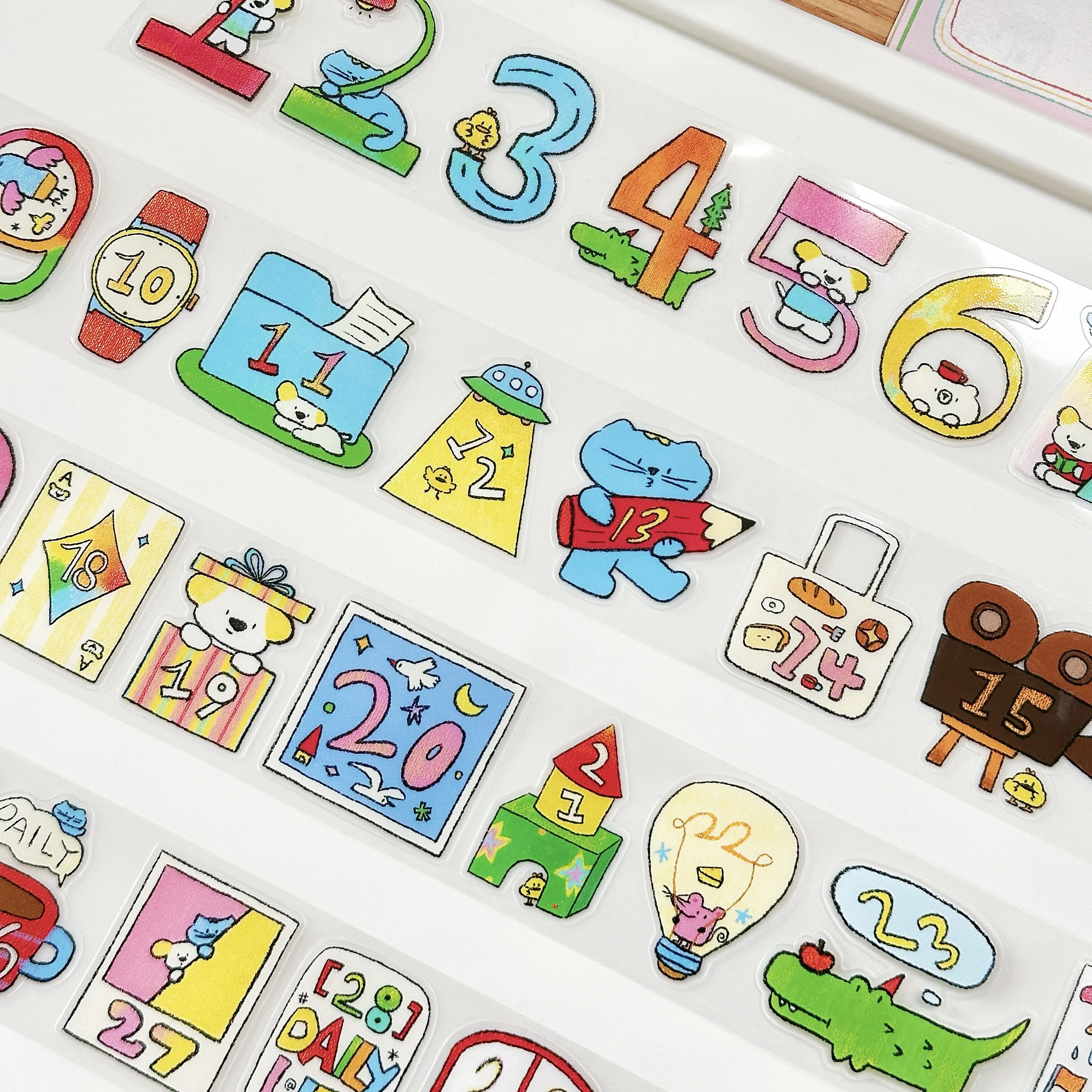 

[New product] ADOU colored lead animal urban life series daily pet film cutting tape