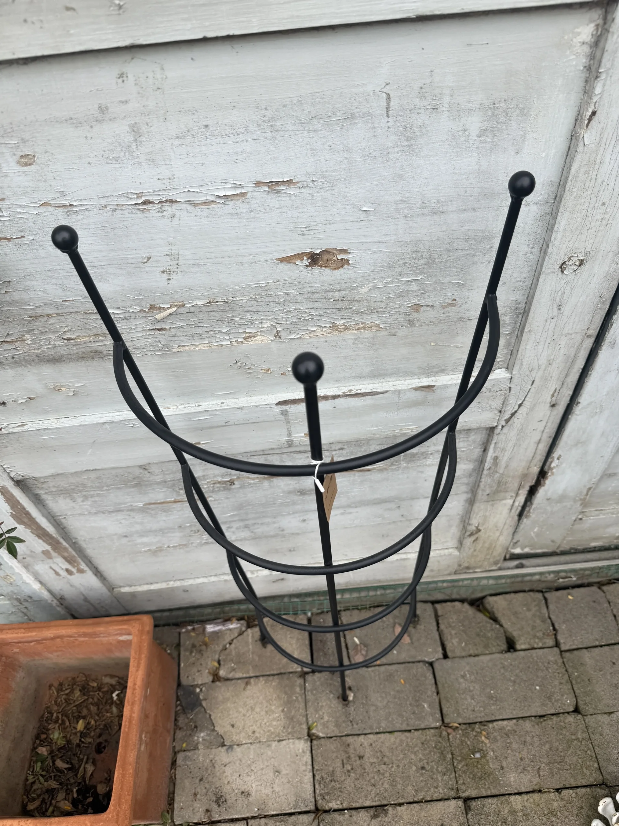 Metal Garden Trellis for Climbing Plants, Black Iron Plant Support Stand, 36cm Wide x 90cm High, 4-Tier Vine Lattice with Ball F