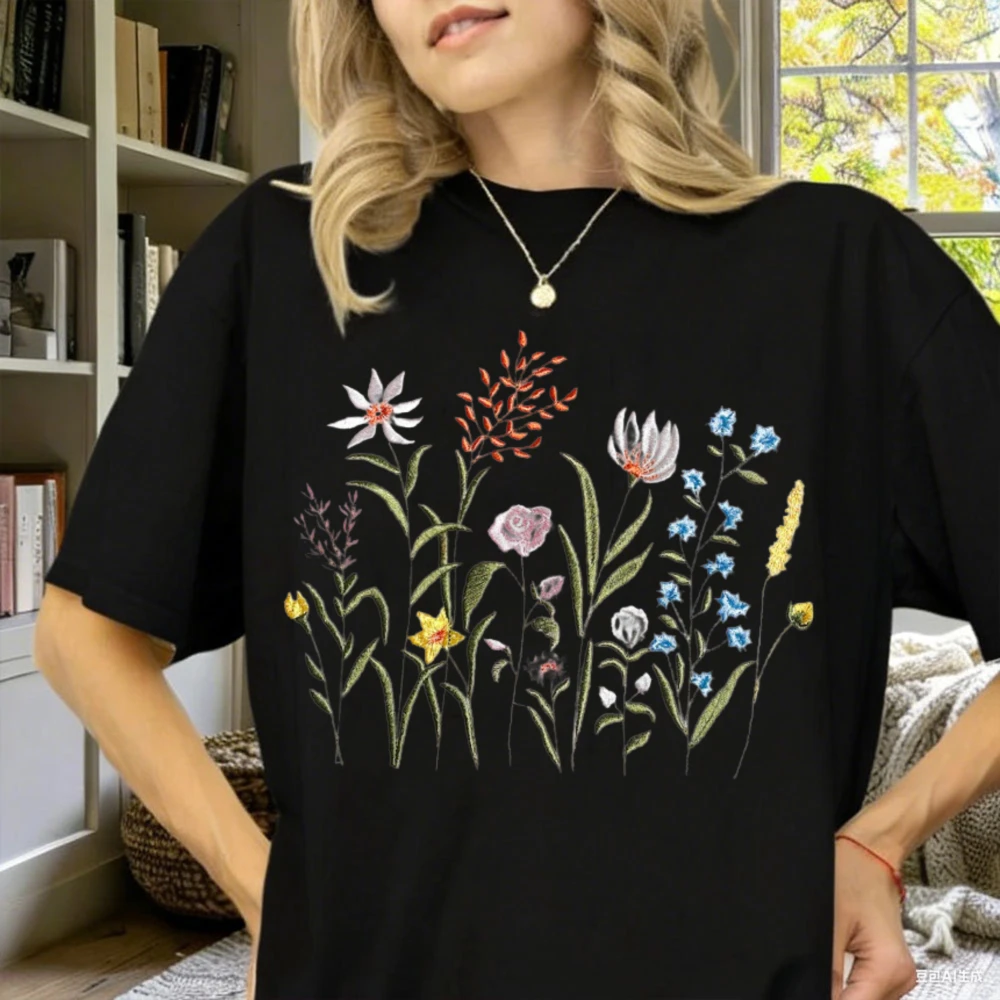 Wildflower Botany Dragonfly T-shirt Floral Embroidered Crewneck Fashion Casual Style Streetwear All-match Summer Short-sleev