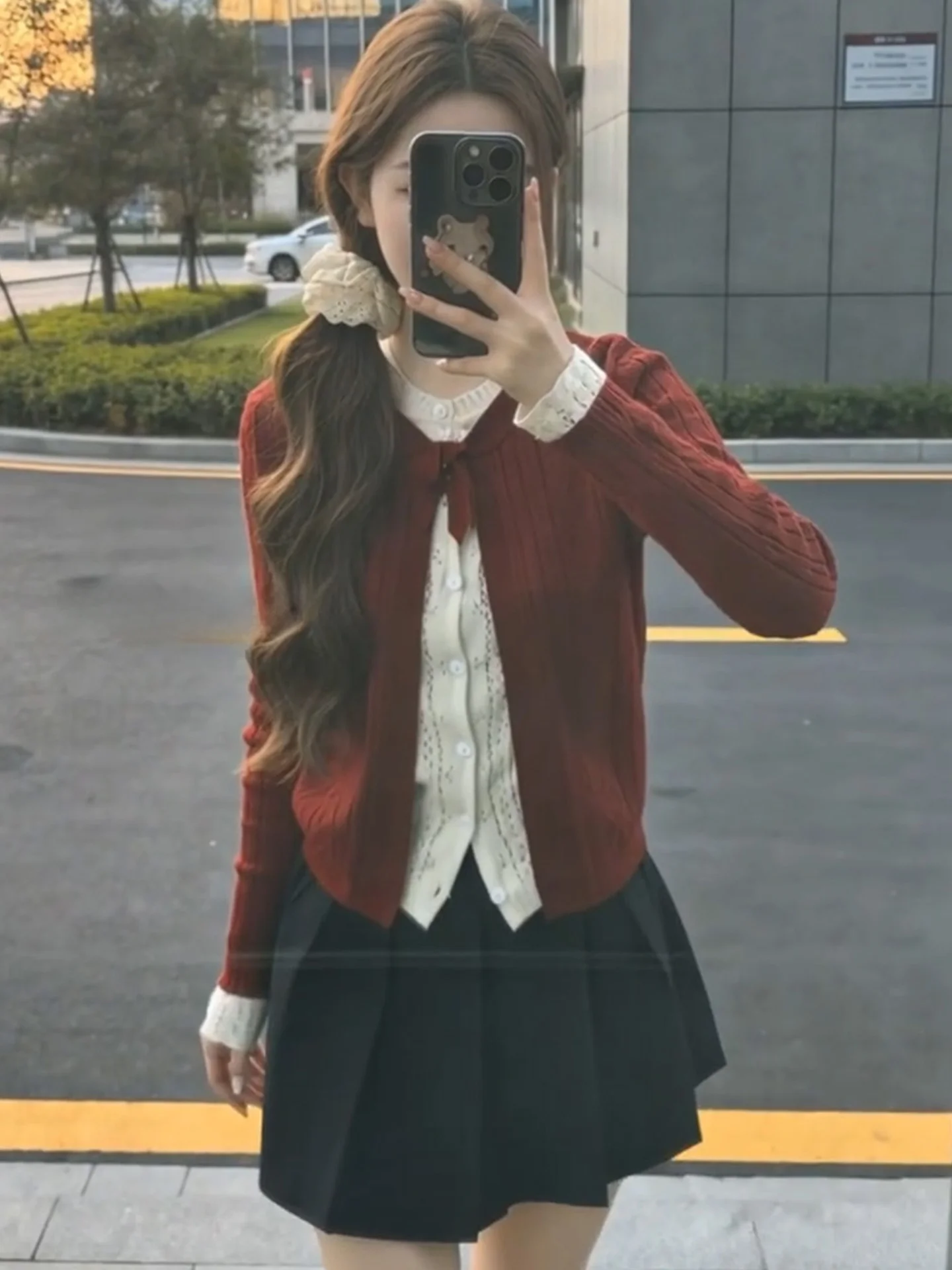 

Шикарный корейский вязаный комплект для женщин: модный, омолаживающий, красный, с юбкой А-силуэта, высокой талией, теплый, с длинными рукавами.