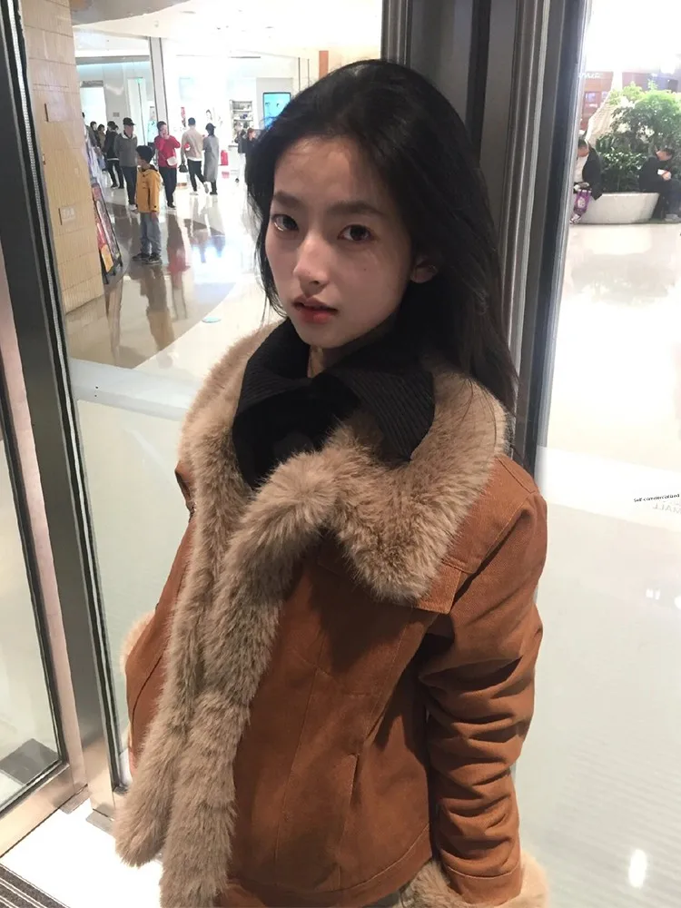 

2025 New Korean Sle Casual Fur Coat Women ort Splicing Thiened Denim Fur Coat Winter Faion Outerwear Coat