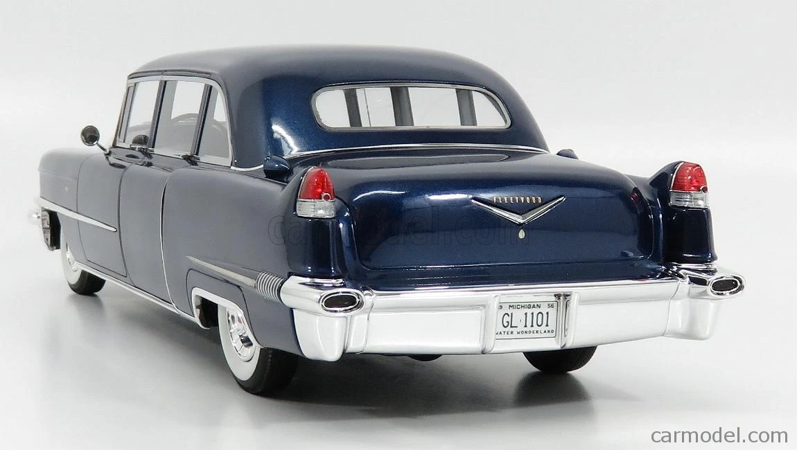 GLM 1:18 For Fleetwood 75 Limousine 1956 Classic Cars Limited Edition Resin Metal Static Car Model Toy Gift