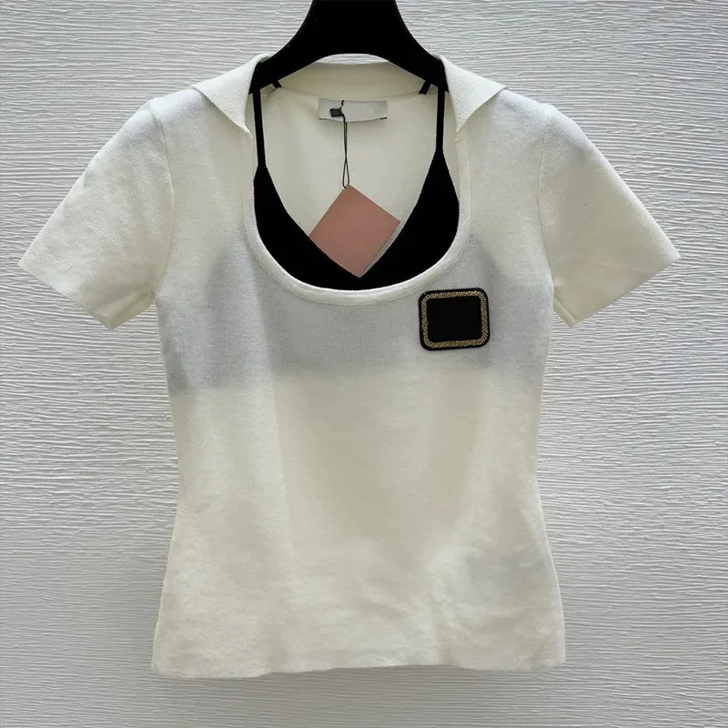 

High-quality women's u-neck knitted short-sleeved T-shirt with a matching camisole, providing comfort and breathability 2570226