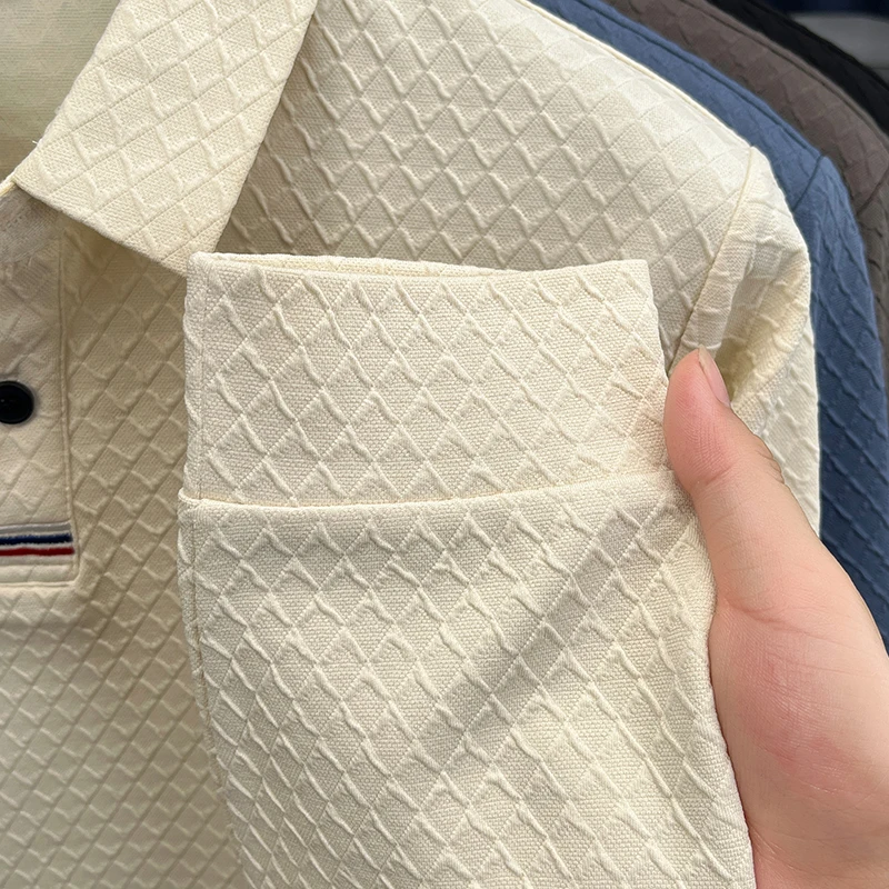 Modisches Herren-Poloshirt für den Herbst, neu, warm, mit Print, originelles, lässiges, einfarbiges Langarm-T-Shirt, bequem für den Alltag, Bürokleidung für Herren. – Detail 14