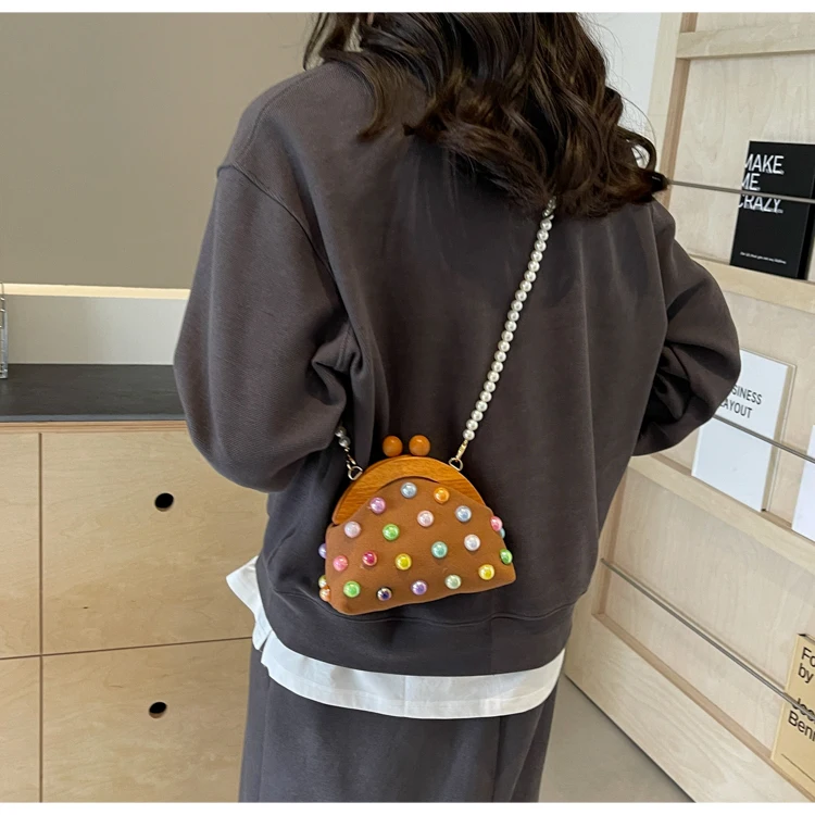 Colorful Beads Canvas Small Shell Shoulder Bags Wooden Hasp Pearl Beading Compact Crossbody Bags for Women 2024 Casual Cute