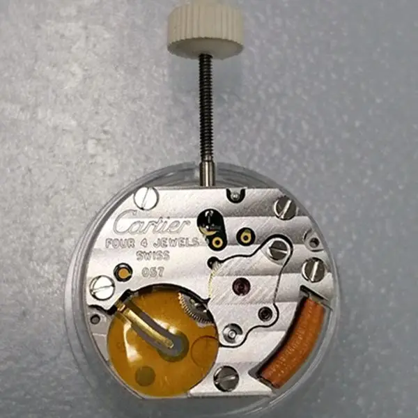 Original ETA G10.212 6-pin 4-bit V8 quartz movement watch