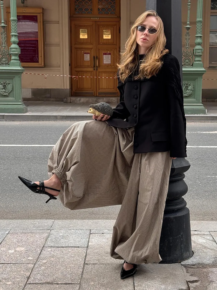 

Винтажные коричневые брюки-фонарики в клетку, европейский и американский стиль, весна-лето, новые женские плиссированные свободные брюки на шнурке, повседневные.