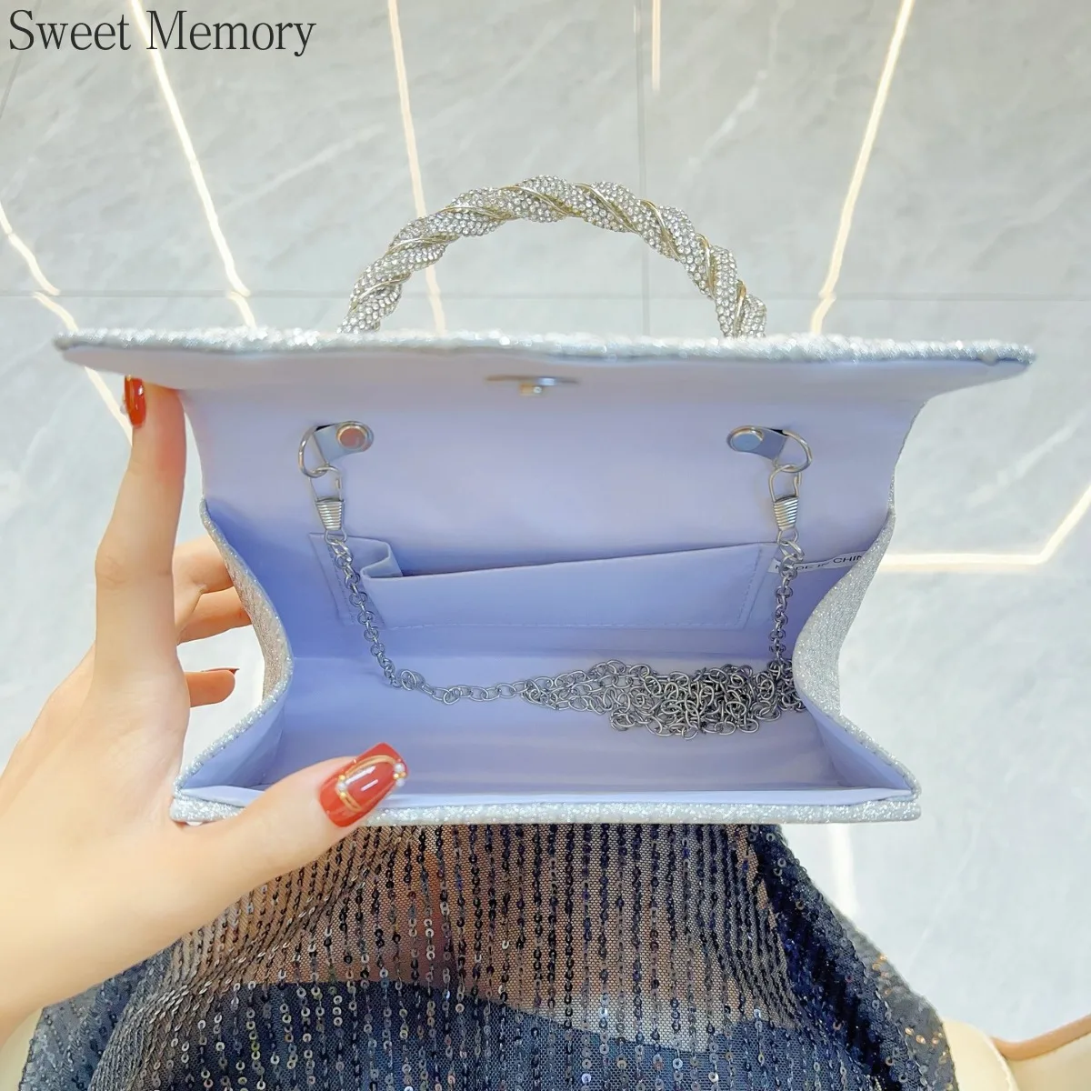 J41 Fashion Bags 2025 Sweet Memory Banquet Women's Bag Sparkling Banquet Bag Party Diamond Inlaid Small Square Bag Handbag