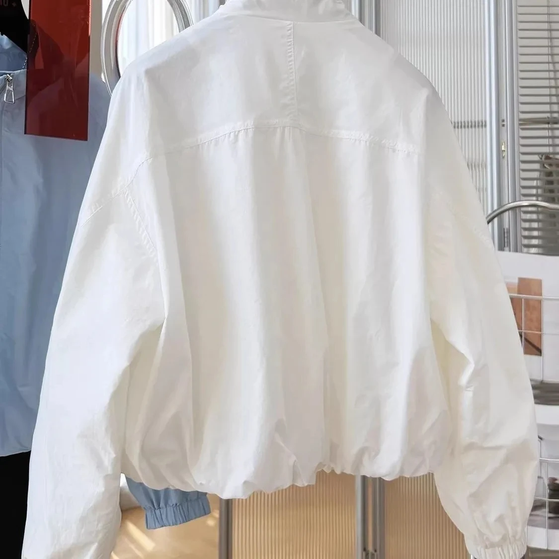 White Short Coat for women 2026 Spring Autumn New Sunscreen clothes Thin Stand collar Jacket Lady Casual Zipper Outwear Top