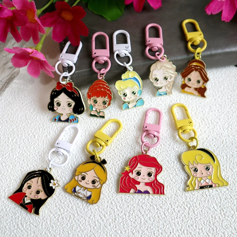 

1pc Cute Beautiful Shiny Metal Keychain With Anime Princess Amulet Enamel Alloy Pendant Kawaii Charm Keyring For Men Women Gift2