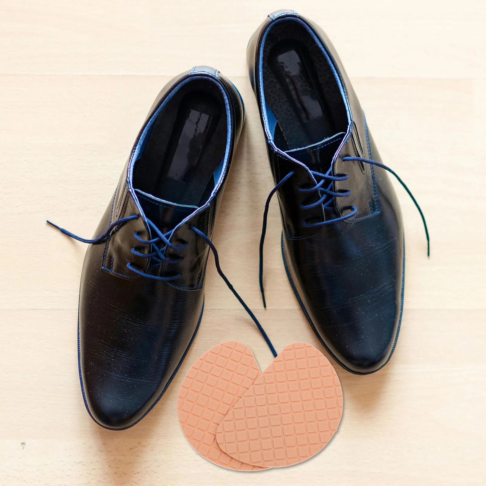 1Pair Non-Slip Shoe Sole Pads Adhesive Anti-Skid Sticker for Sneakers Flat Shoes Noise Reduction Wear Resistant Cuttable Sole