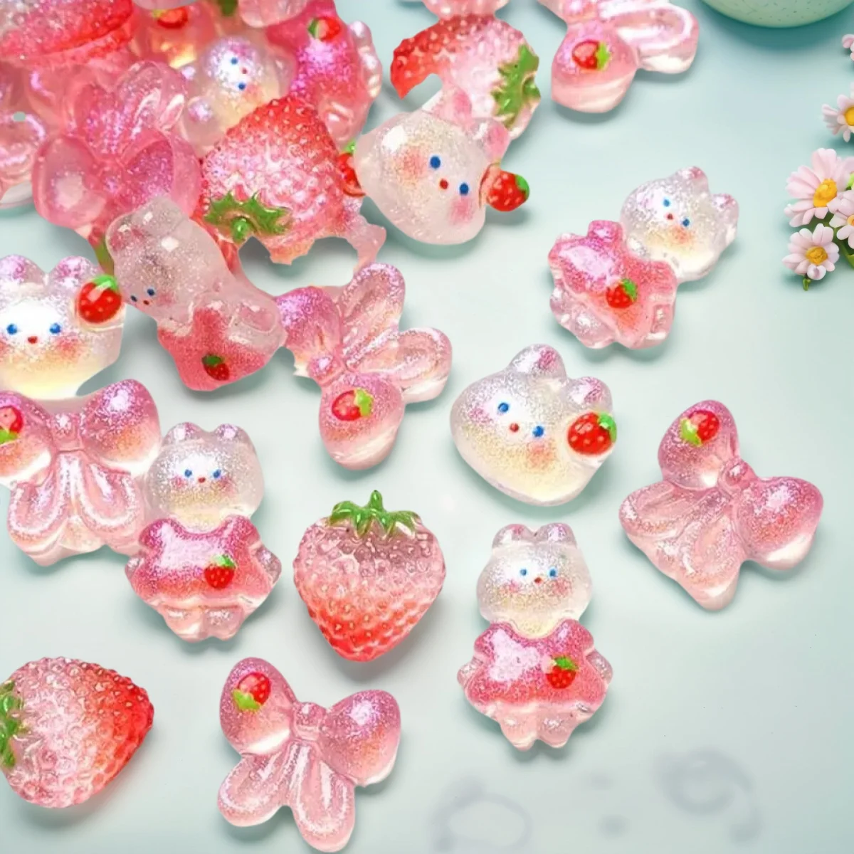 50Pcs 혼합 만화 딸기/토끼/나비 네일 참 플랫 백 수지 딸기 네일 장식 DIY Sweet Girl Bunny Nail Parts