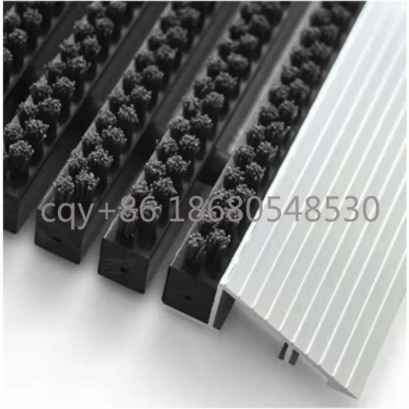 

UU 40*60cm Snow Remove Colorful Brush Dirt Control Floor Door Mat with Aluminum Alloy Frame for Outside and Inside