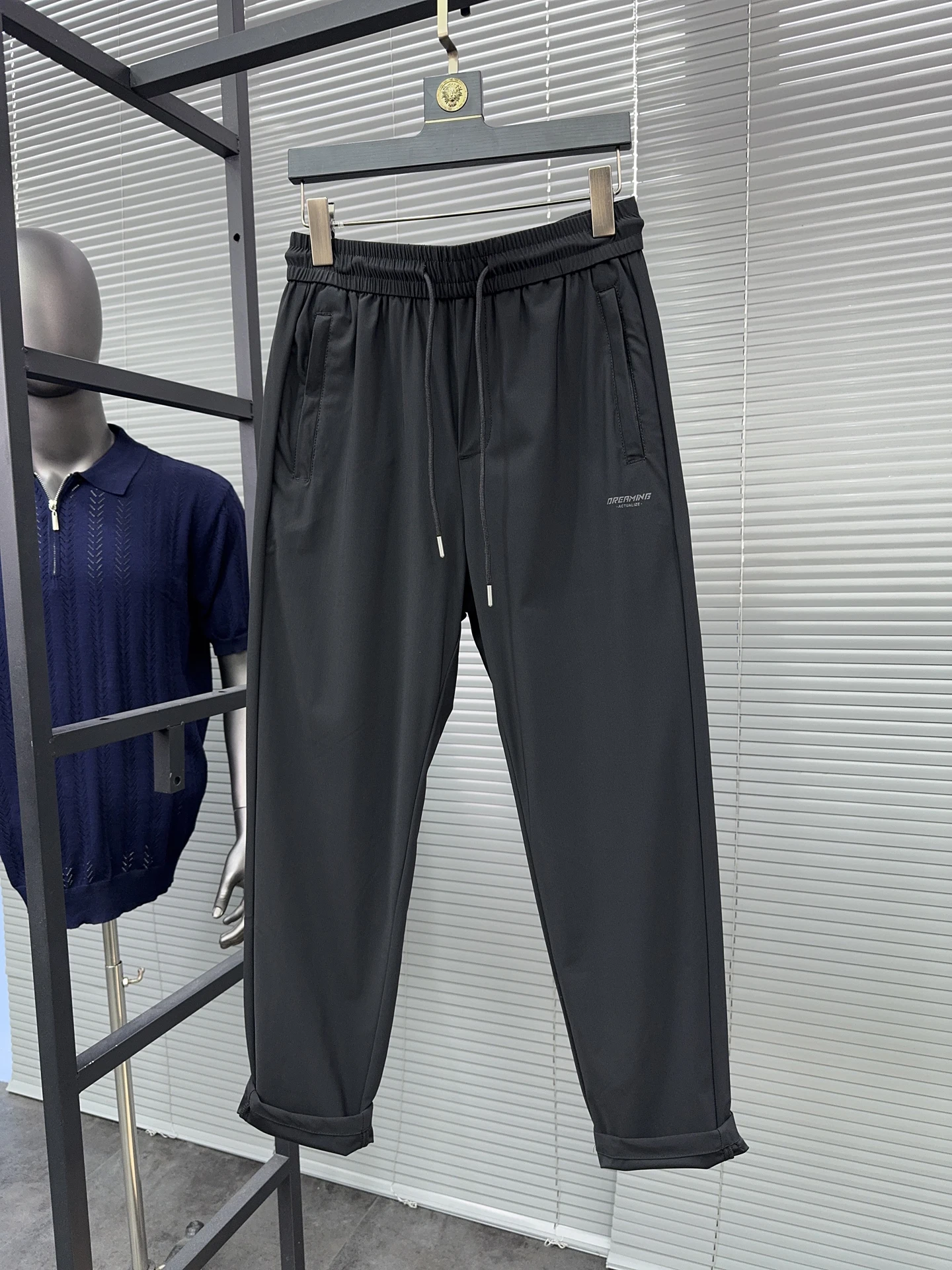 

Svip Men's Ice Silk Casual Pants Summer Lightweight Breathable Elastic Straight Leg Comfortable Faionable Urban Sle