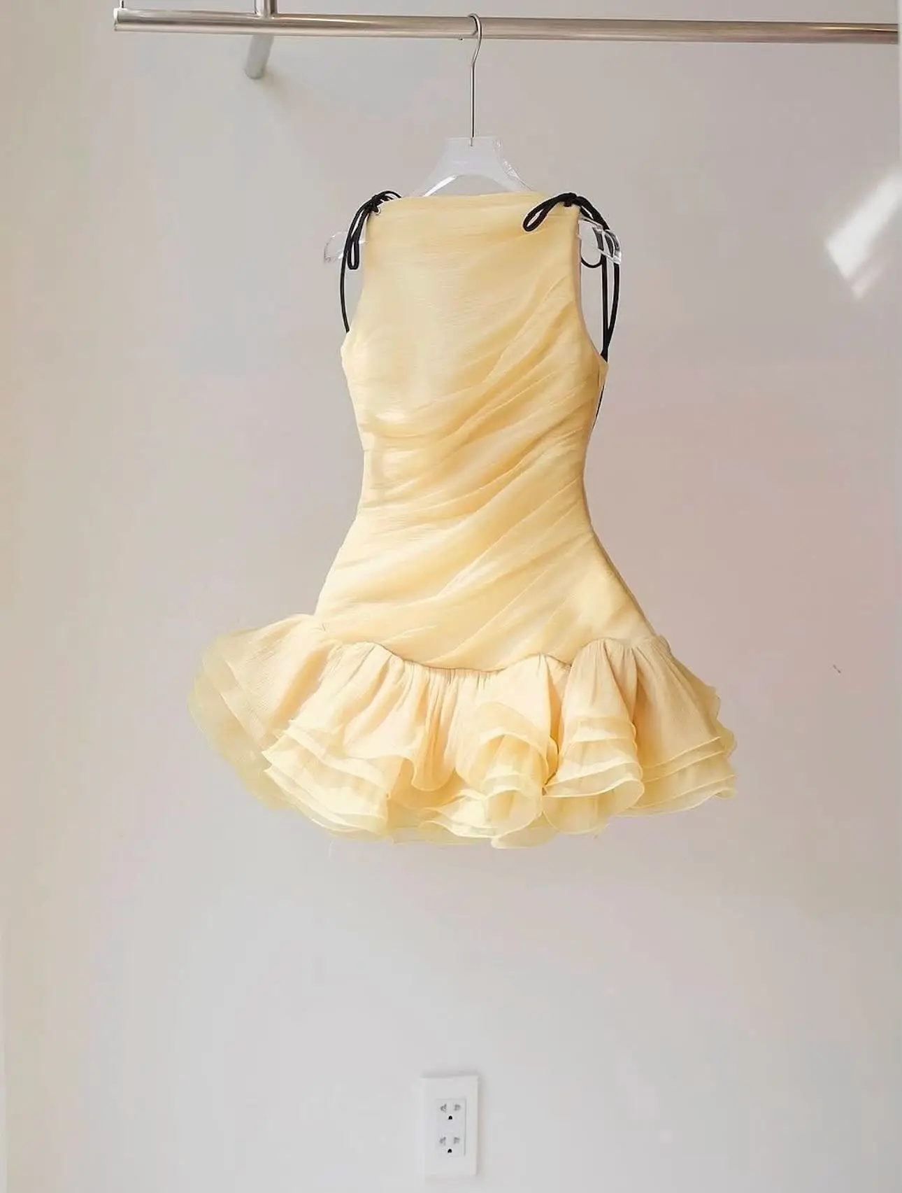 Bonito doces cores mini vestido personalizado multi-cores curto vestidos de festa de casamento plissado em camadas vestido de dama de honra vestidos de baile 2025