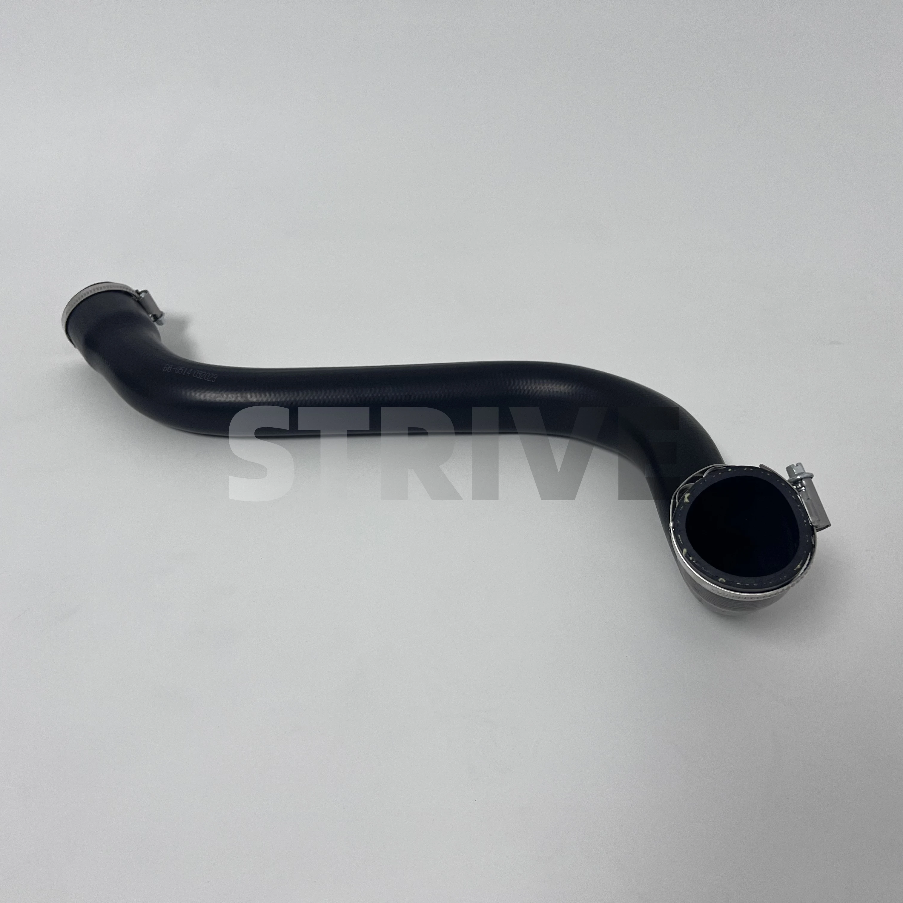 OE 8200363471 8200658187 Turbo hose compatible with Renault Megane II 1.9 8200502920 8200363471