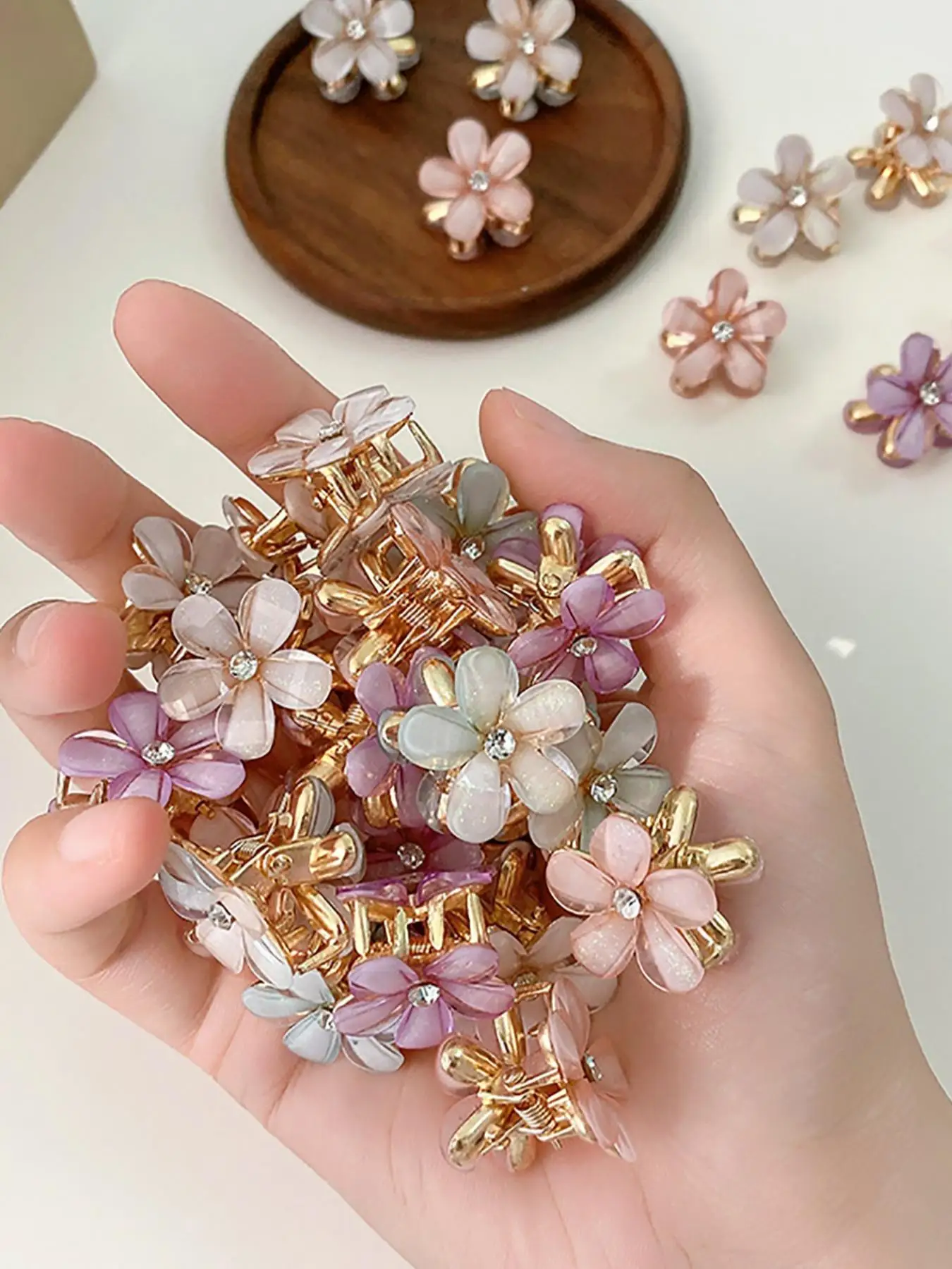 20-Pack Gradient Flower Rhinestone Small Hair Clips, Soft Style, Suitable for Flyaway Control / Side Bangs Clip / Daily Commute