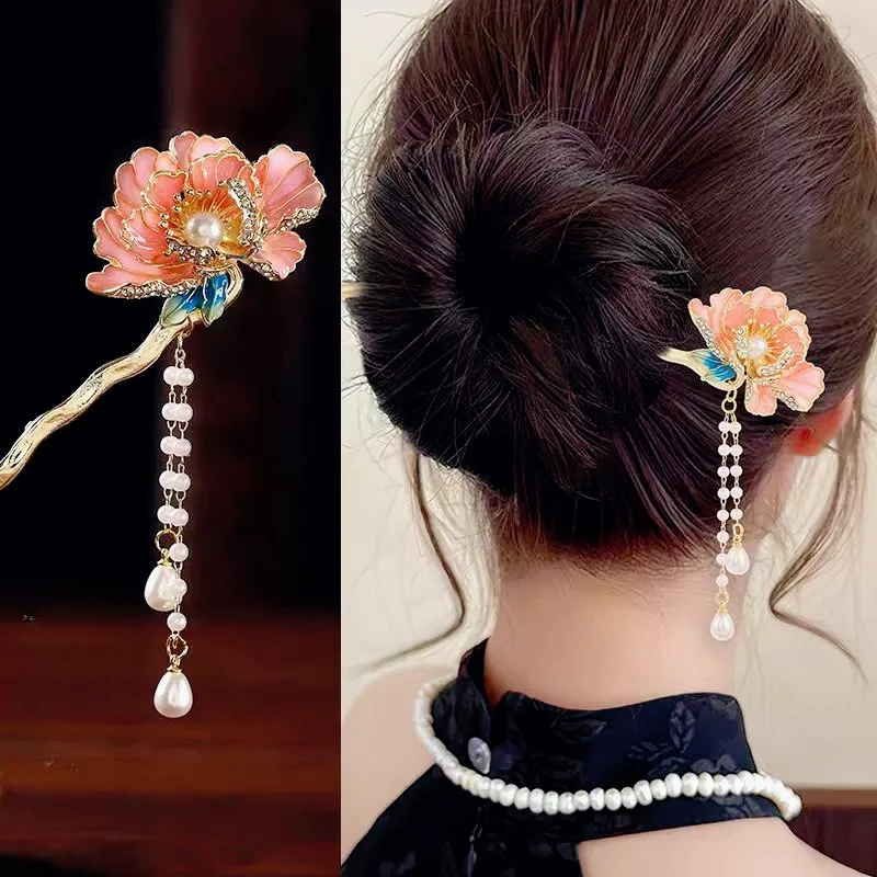 

Elegant Chinese Style Peony Hairpin – Gold Stick with Pearl Tassel, Beautiful Hanfu Jewelry for Women