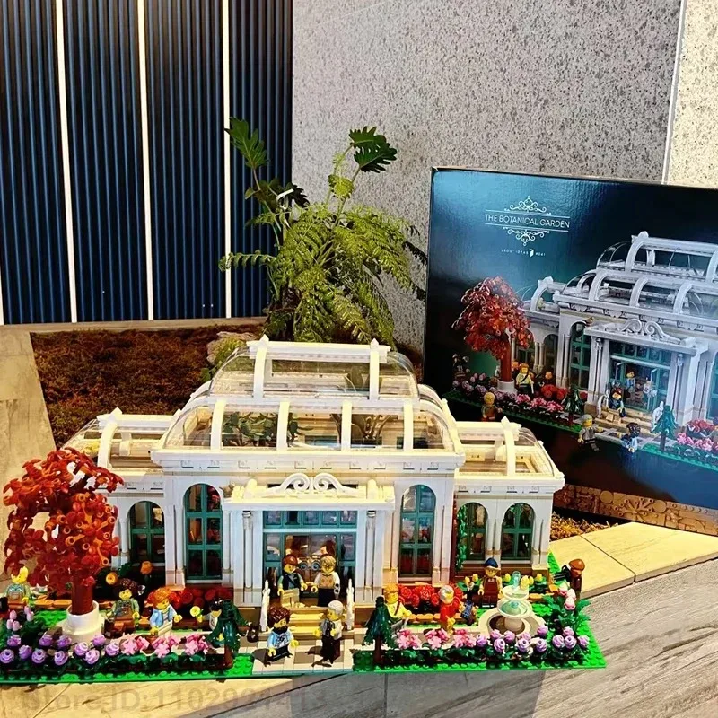 Miniso Disney Botanical Garden Set Compatible 21353 Building Blocks Glasshouse Streetview Modular Model DIY Bricks Toys Gifts