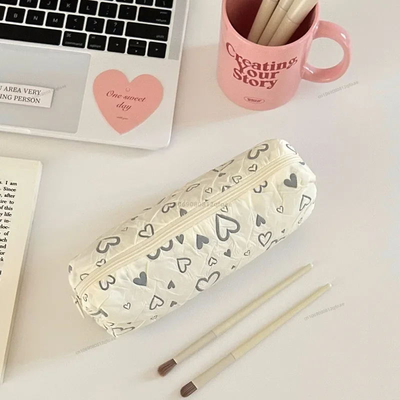 Pencil Case Fashionable Love Pencil Case Large Capacity Stationery Storage Bag Soft Pen Bag Multifunctional Learning Supplies