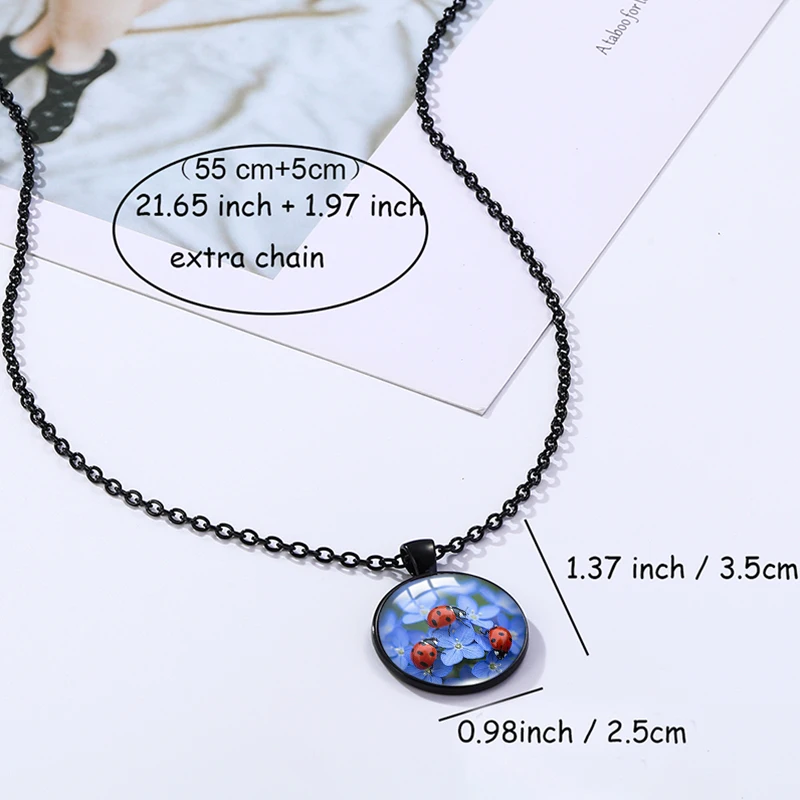 Red Ladybugs and forget-me-not Picture Glass Dome Round Black Pendant Handcraft Jewelry Necklace