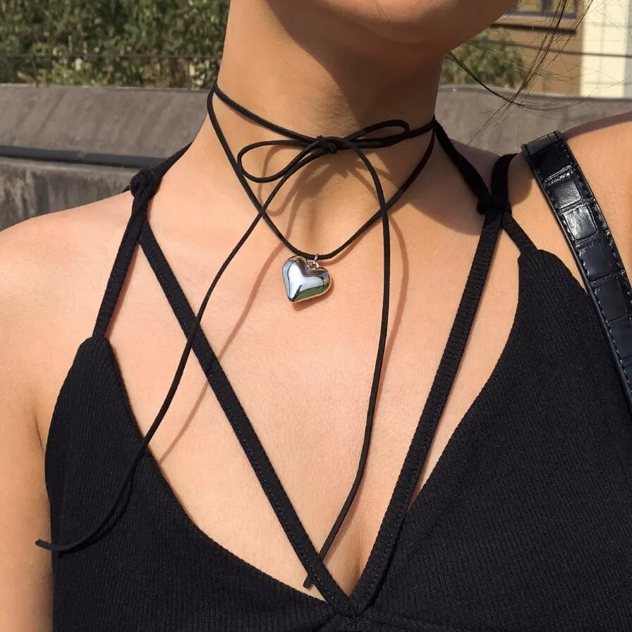 Exaggerated Black Velvet Big Heart Pendant Choker Necklace Women Knotted Bowknot Adjustable Rope Chain Jewelry Wed Accessories