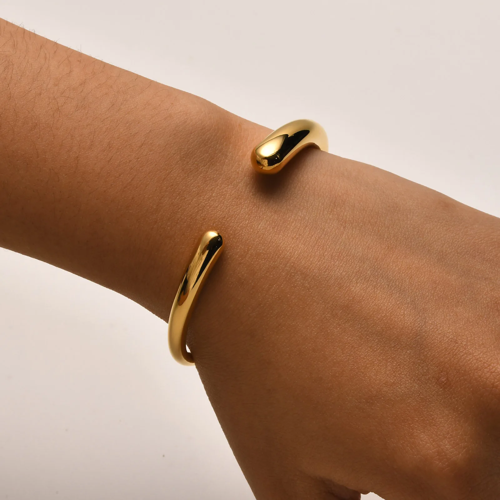 Vnox Waterdrop End Cuff Bracelets, Cool Minimalist Women Girls Bangle, Gold Color Metal Jewelry