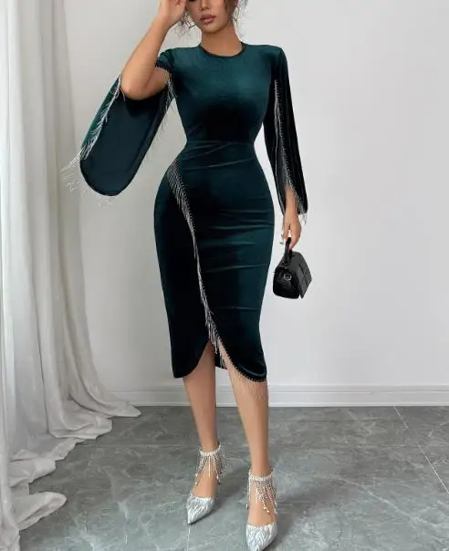 

2025 Autumn and Winter Fashion Style High-End Long Sleeved Dress