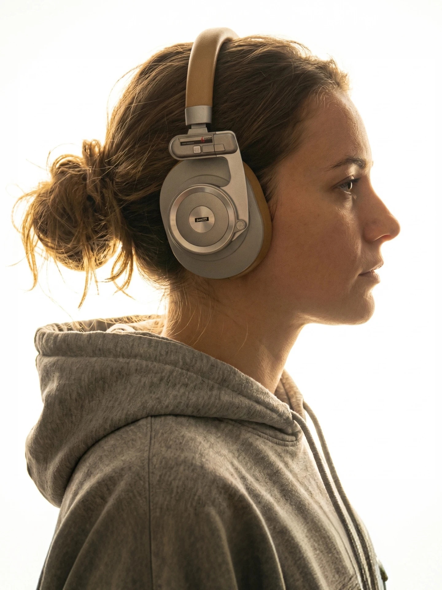 UMELODY U3 ULTRA Active Noise Cancelling ANC Retro Wireless Bluetooth OVER-EAR ON-EAR metal Headphones Headset — product photo 1 of 1