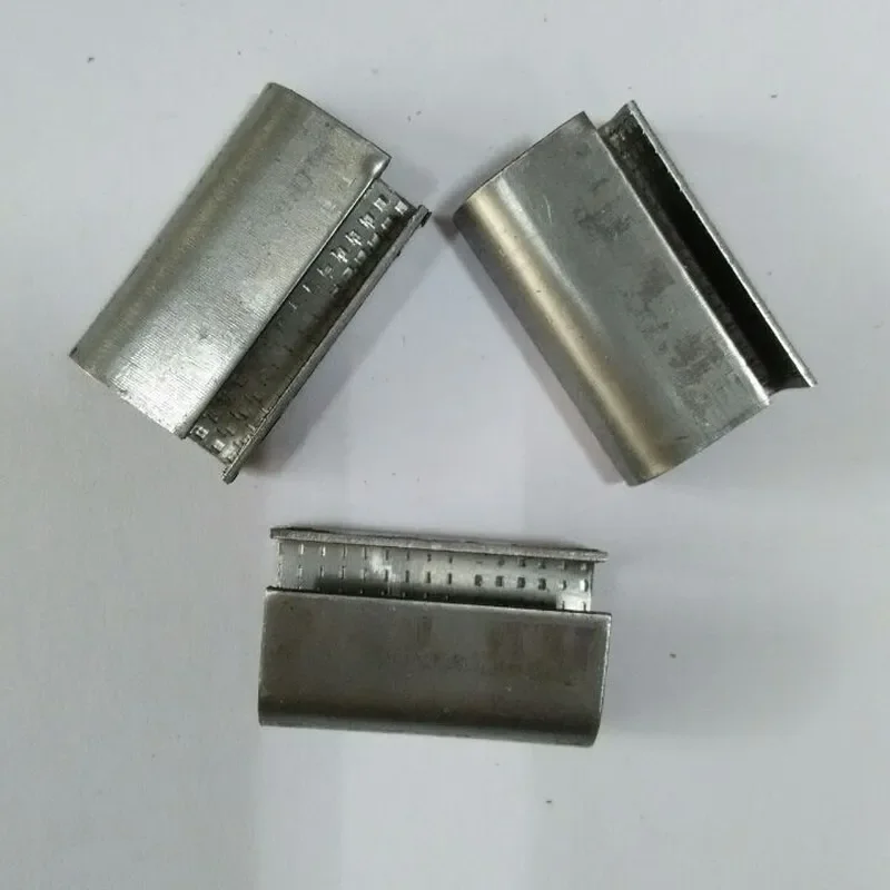 2026 hot Automatic PET plastic steel belt packing buckle machine, wire baler, factory equipment, packing belt production